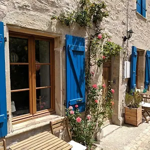 gite-rue-des-fleurs-puycelsi.midi-pyreneeshotels.com/